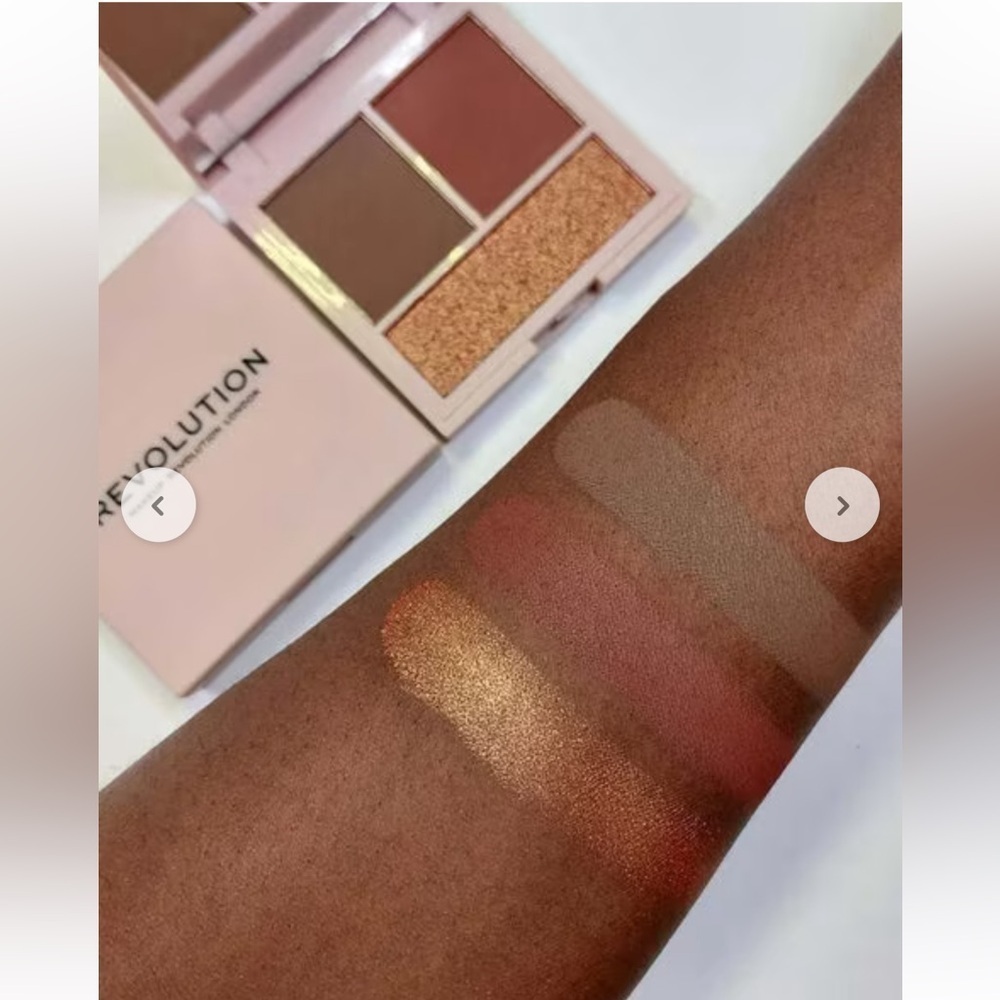 New Makeup Revolution Face Powder Contour Compact Carve, Chisel & Contour Deep
